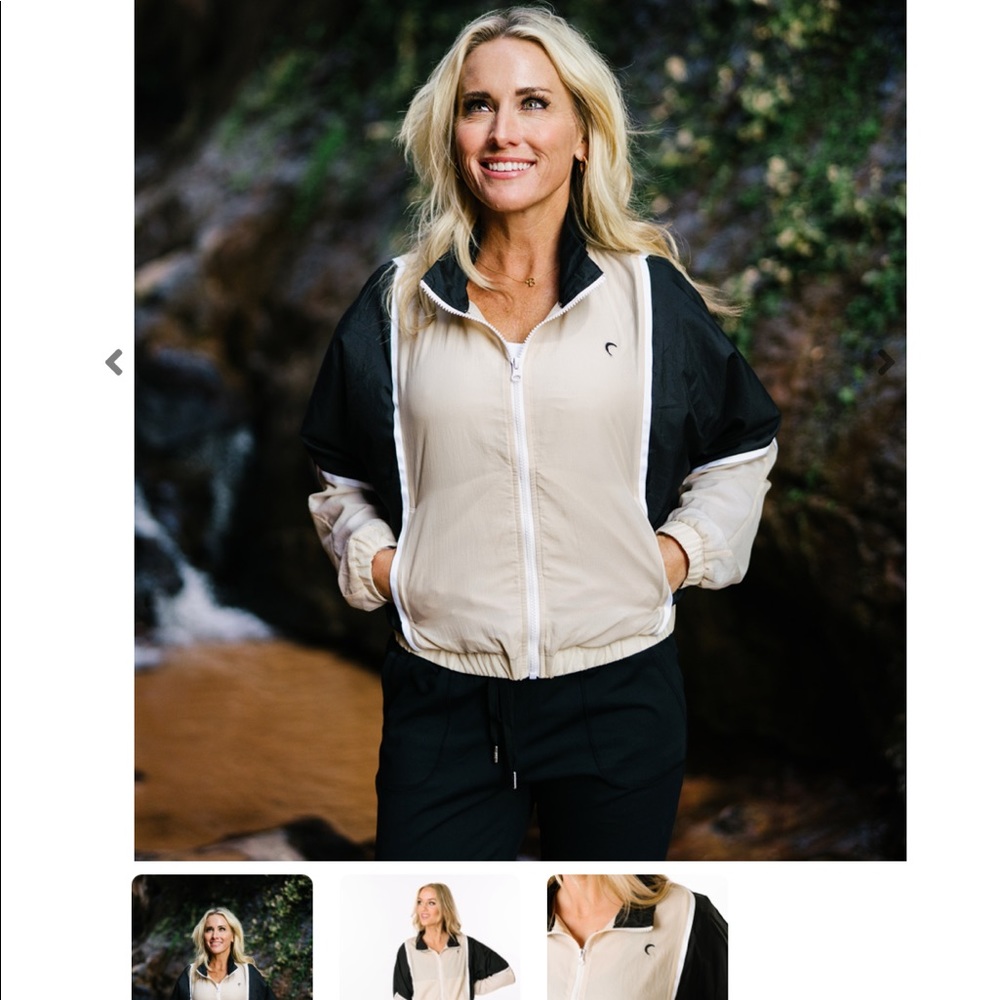 Zyia Active Zip Up Jacket Size Small